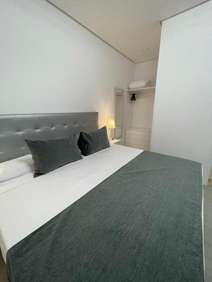 Suara Apartamentos 3 Madri Exterior foto